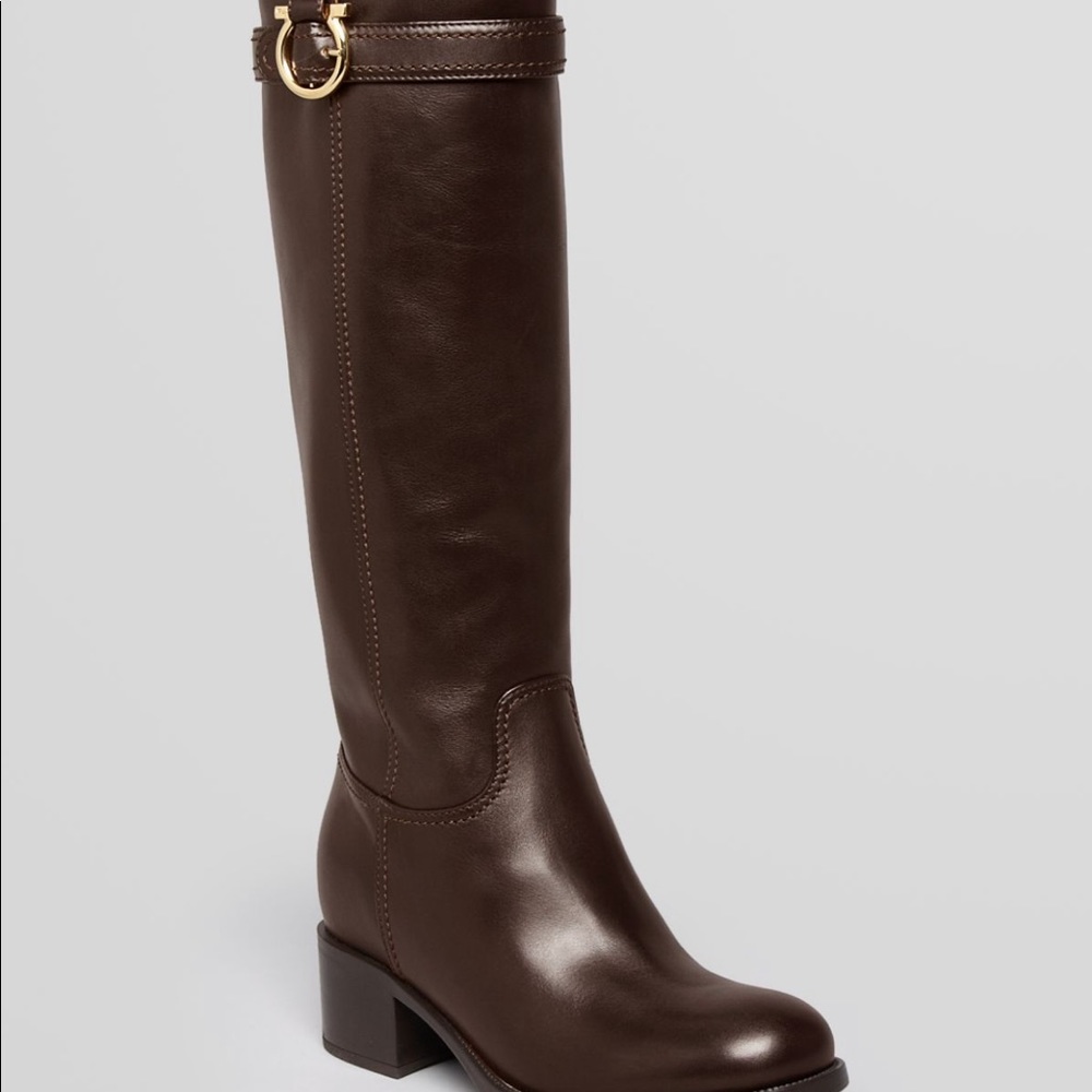 Ferragamo Boots 🤎